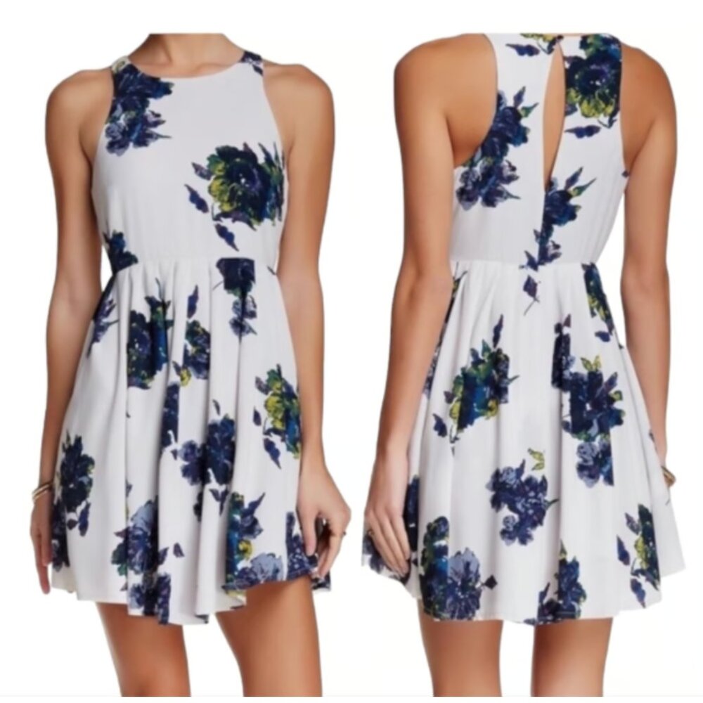 Free People Women's Mini White Floral Dress with Pockets /Keyhole /Pleated